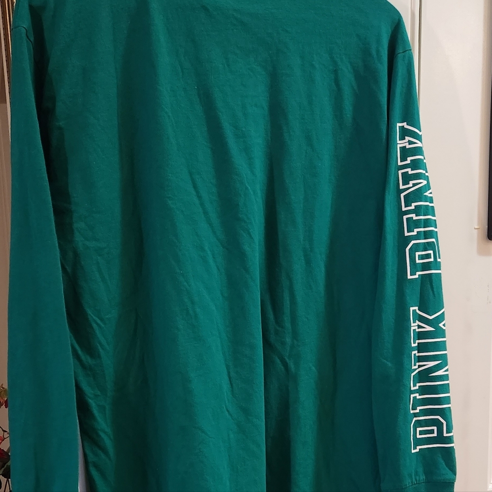 VICTORIA'S SECRET PINK CAMPUS TEE SHIRT